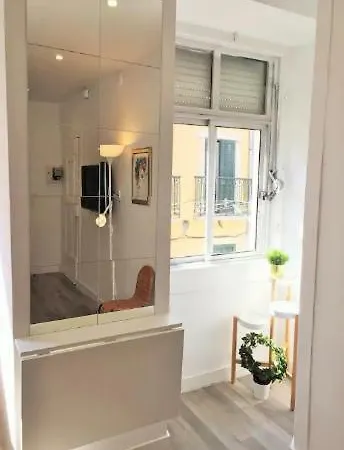 Cozy And Beautiful Flat In Great Location! Apartamento *